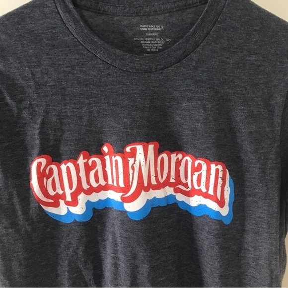 Captain Morgan red blue graphic gray short sleeve t-shirt size small - Picture 4 of 8
